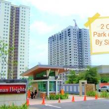 Near parks, schools and shops - Freehold, 2 Parking Lot (side by side)