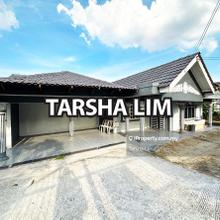 Freehold good neighborshood basic bungalow good for refurbishment