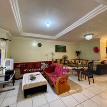 Cosy Family Home in a Convenient Neighborhood