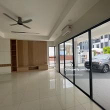 2.5 Storey Semi D Bromelia Bukit Puchong Semi D House for Sale