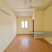 Terrace house for Sale