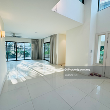Semi-D house for Rent