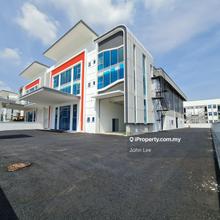 Corner Semi-D Factory For Rent In Sepang, KLIA Mainroad Traffic Light