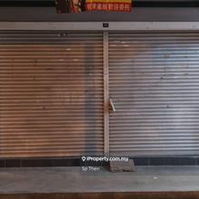A remarkable renovated ground floor shop ready 2move in 4rent now!! 