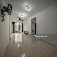 Partly Furnished unit @ Orchis Apartment, Bandar Parklands