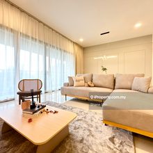 Modern, spacious property with stunning views. Exclusive agent