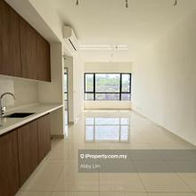 Brand New Unit Mountain View Walk to Lrt & Mall 