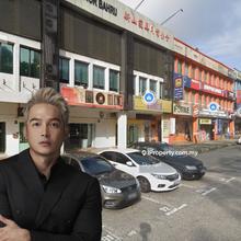 Taman Mount Austin Jalan Mutiara Emas 10 Facing Mainroad Shoplot 