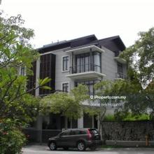 Semi-D house for Sale