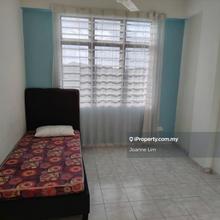 Freehold 4bedroom pangsapuri Bukit Beruang Utama