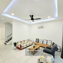 Freehold Double Storey Semi-D @ Botani  Move-In Ready