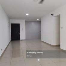 Twin Danga Residence For Sale Below Market Price Full Loan Available!!