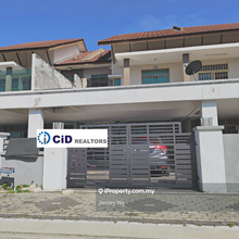 Station 18 pengkalan gated and guarded house