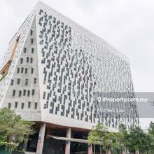Office with MSC status and Green Building