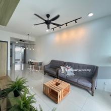 Senibong Cove Wateredge Apartment