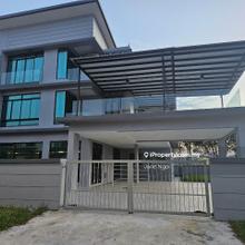 Desa Tebrau 2.5 Storey Semi-D Corner House
