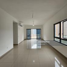 Brand new 4 rooms condo for rent