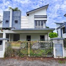 Semi-Detached House - Taman Dato Hormat, Telok Panglima Garang