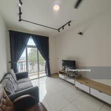 Larkin Fully Furnished 2bedder with Mall