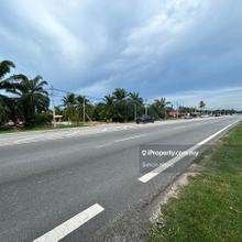 Direct Facing Mainroad Great Potential For Commercial or Industrial
