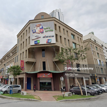 5 storey Corner shop 