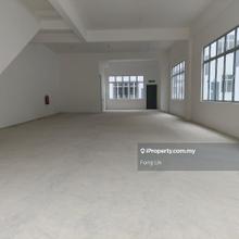3 Storey Shoplot@ Endlot