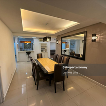 Condo with 3 parking bays near to Mid  vallley