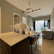 Nice 3bedroom unit, fully furnished, walking distance to Pavillion