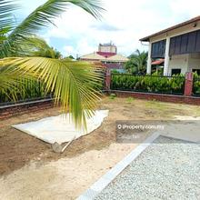 Bungalow House, Large Land Ideal Homestay Business & Retirement Homes