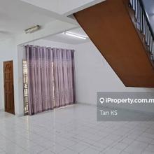 Bukit tinggi double storey house for rental rm1950