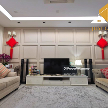 Terrace house for Sale