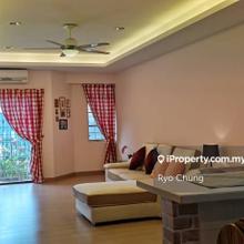 Freehold Big Layout Condo for Sale! 2 carparks 2mins walk to LRT! 