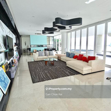 8 Gurney @ Gurney seaview with private pool georgetown