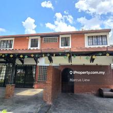 2sty Gated n Guarded Nice Number Unit Bungalow