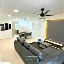 Good Condition & Super Hot Area with Nice Unit Renovated