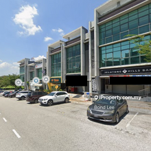 Corner First Floor Shop Office