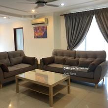 Royal Domain Sri Putramas 2 Condo Mid Floor Fully furnished for Rent 
