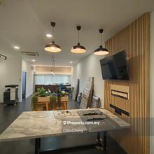 PJ Kelana Jaya Showroom Shop Near Paradigm Mall For Rent