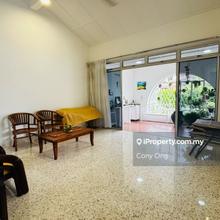 Taman Perling,Jalan Pucung,1.5 storey semi-d,renovated unit