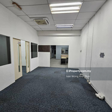 Bandar bukit raja shop office. Makyong 