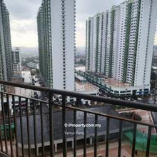 OUG Freehold Condo well maintain fully furnished