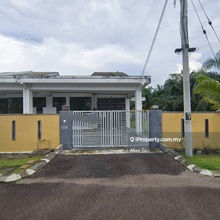 Single storey Terrace Corner lot/Taman Kiaramas