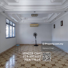 Double Storey Detached House For Rent