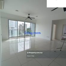 The Latitude @ Tanjung Tokong Partial Renovated Low Floor For Sale !