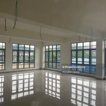 Kg Baru Balakong-2.5 Storey Semi-Detached Factory for Sale