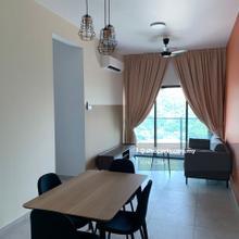 Good facilities, nearby MRT, high floor, renovated