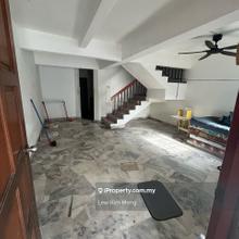 Freehold & Well Kept / Bandar Menjalara 62b, Kepong