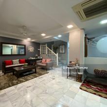 Nicely renovated 2.5 storey for sale