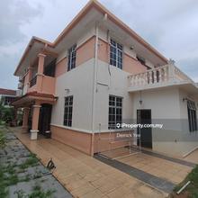 Double storey semi D at cheng setia