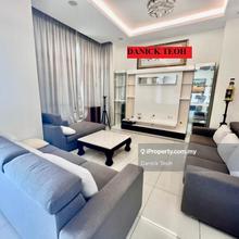 10 Island Resort 2400sf  Condominium Seaview Located in Batu Ferringhi
